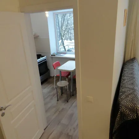 Arena Quiet Center Free Parking *